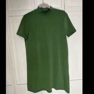 Green tshirt dress, thick fabric never worn